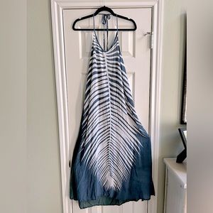 Rare find: Alohiwai Maxi Dress - Small